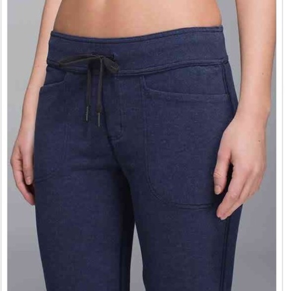 Lululemon Keep it Cool Crop - Picture 3 of 4